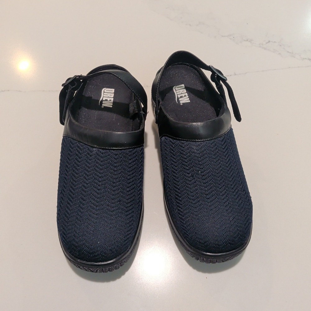 Drew Clogs 8WW Savannah Black Shoes Womens Ankle Strap Navy Wavy Stretch NEW